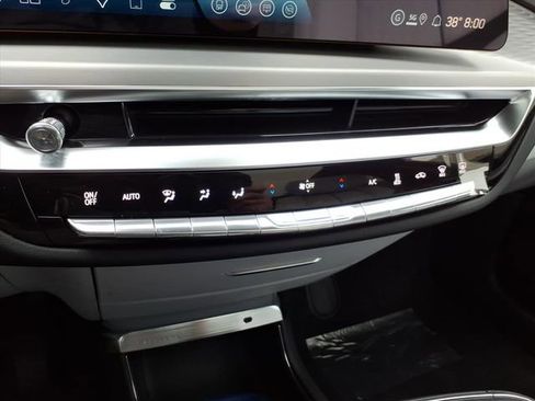 New 2026 Cadillac Lyriq Luxury AWD/4WD image 30