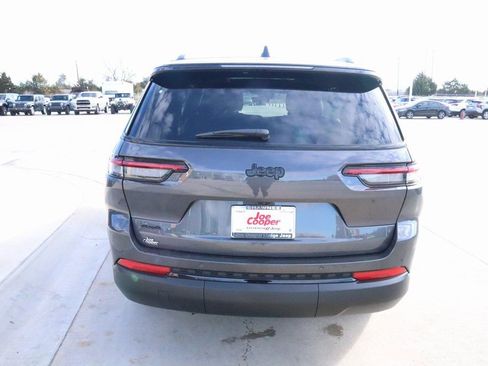 New 2025 Jeep Grand Cherokee L Limited AWD/4WD image 25