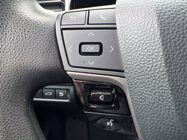 Used 2025 Toyota Camry LE FWD image 23