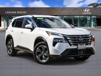 Used 2024 Nissan Rogue SV FWD video 1