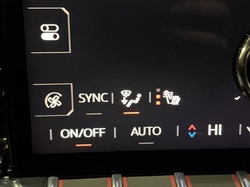 Used 2025 GMC Yukon XL AT4 w/ LPO, Floor Liner Package image 7