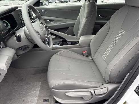 New 2026 Hyundai Elantra Blue image 9
