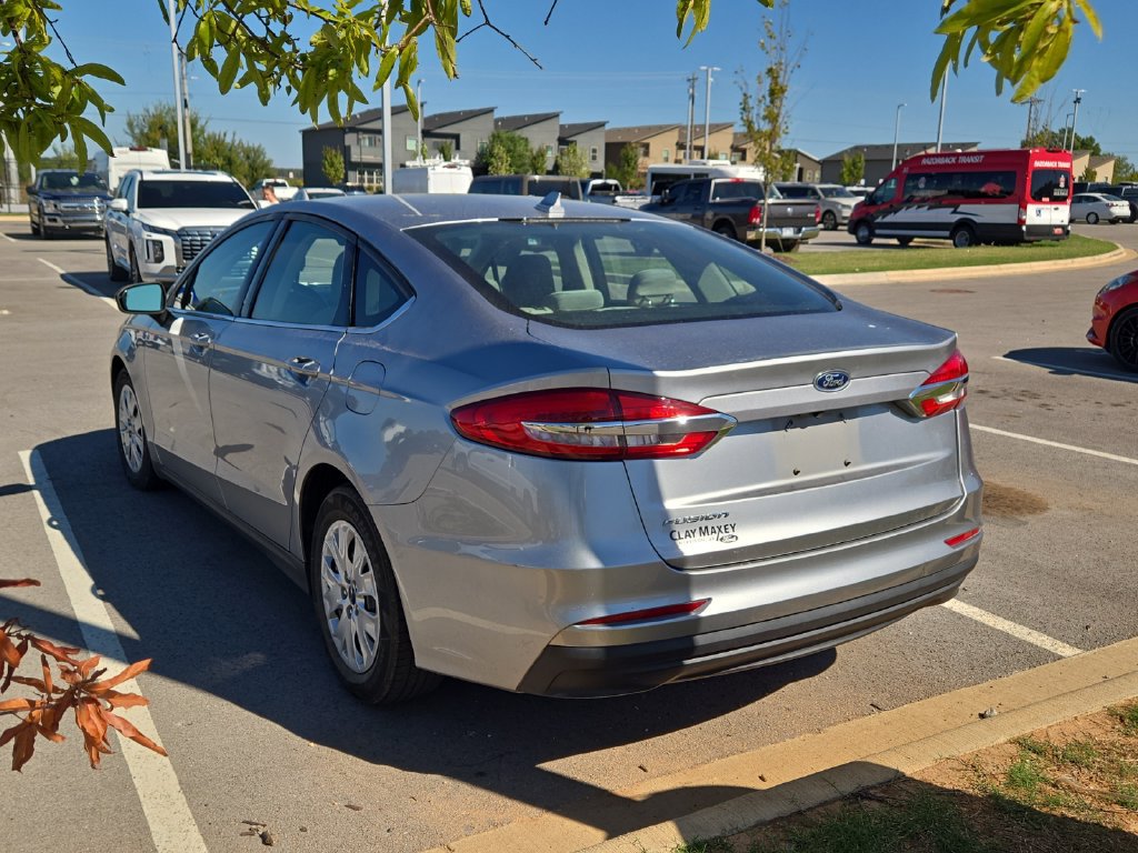 Used 2020 Ford Fusion S FWD image 2