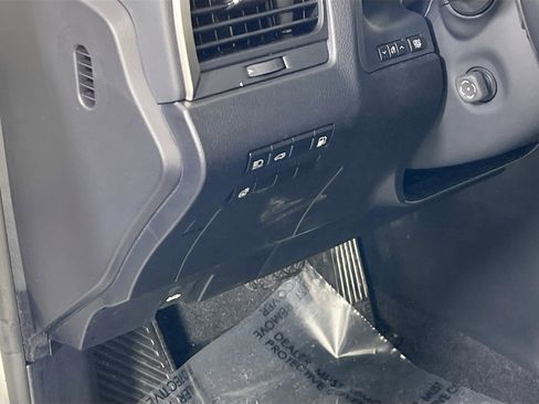 Used 2022 Lexus RX 450hL AWD w/ Premium Package image 10