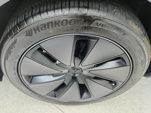 Used 2025 Tesla Model 3 Long Range image 58