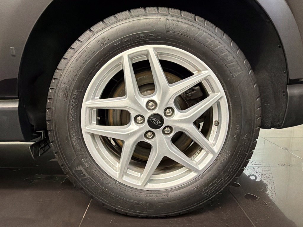 Used 2024 Ford Edge SEL w/ Convenience Package AWD/4WD image 7