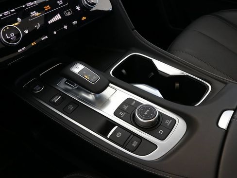Certified 2025 INFINITI QX60 Pure AWD/4WD image 17