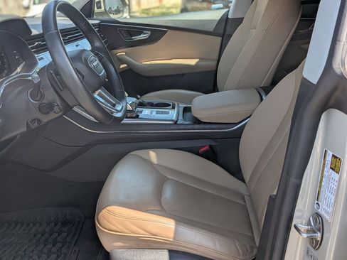 Used 2022 Audi Q8 Premium Plus w/ Premium Plus Package image 14