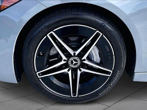 Used 2025 Mercedes-Benz C 300 4MATIC Sedan image 10