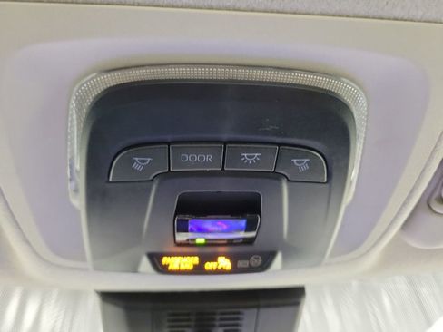 Used 2025 Toyota Corolla LE image 20