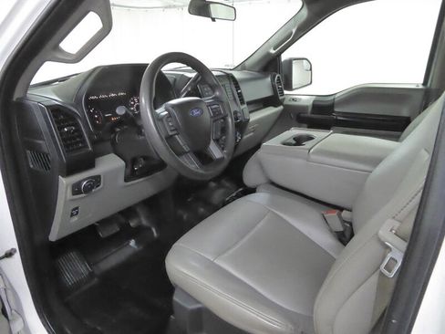 Used 2019 Ford F150 XL w/ Equipment Group 101A Mid AWD/4WD image 16