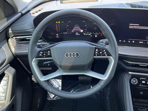 New 2025 Audi Q5 Premium Plus image 17