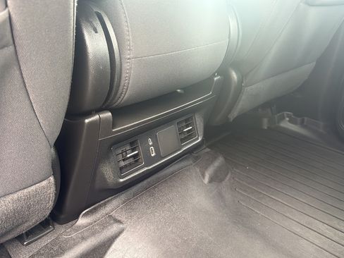 Certified 2024 Chevrolet Silverado 2500 Custom w/ Custom Value Package AWD/4WD image 22