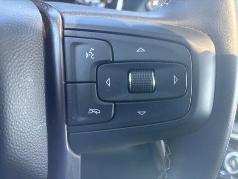 Used 2024 GMC Sierra 2500 AT4 w/ AT4 Premium Plus Package AWD/4WD image 9