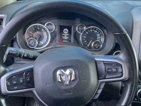 Used 2019 RAM 1500 Tradesman image 11