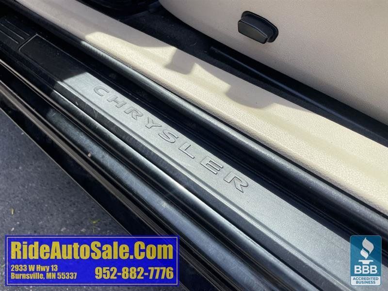 Used 2013 Chrysler 200 Touring FWD image 38