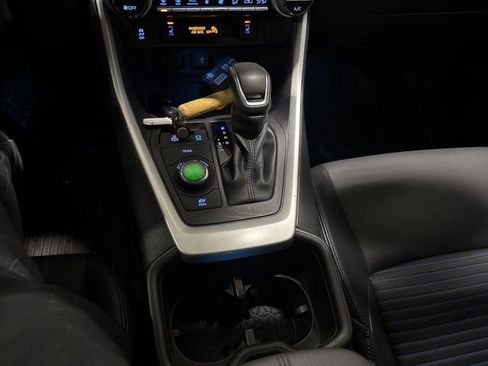 Used 2022 Toyota RAV4 XSE image 15