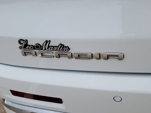 Used 2023 GMC Acadia Denali image 6