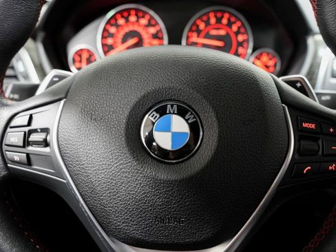 Used 2017 BMW 330i xDrive 330i xDrive image 14