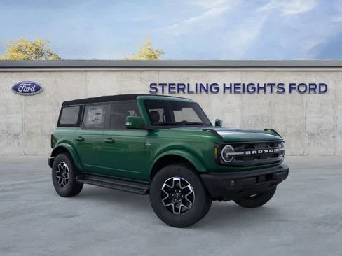 New 2025 Ford Bronco Outer Banks image 7