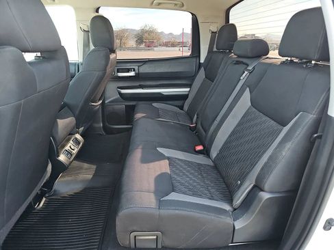 Used 2016 Toyota Tundra SR5 image 7