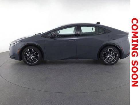 Used 2024 Toyota Prius XLE AWD/4WD image 8