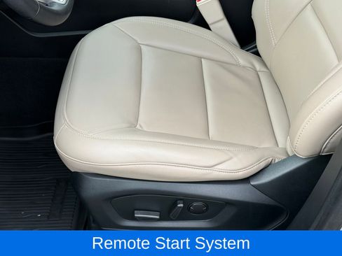 Used 2023 Ford Explorer XLT w/ Equipment Group 202A image 34