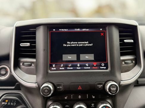 Used 2021 RAM 1500 Big Horn image 17