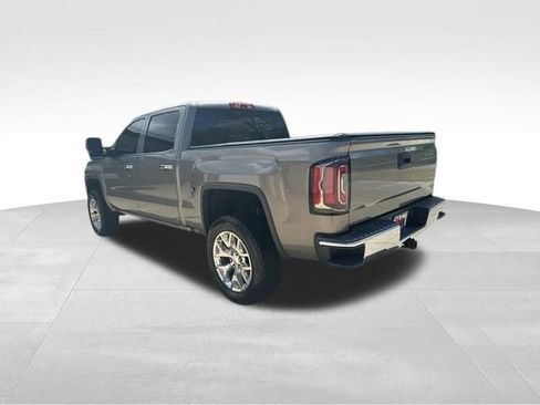 Used 2017 GMC Sierra 1500 SLT w/ SLT Premium Package AWD/4WD image 8