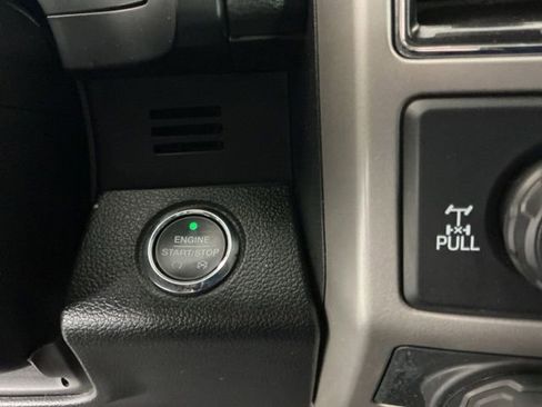 Used 2017 Ford F150 Lariat w/ Equipment Group 501A Mid AWD/4WD image 23