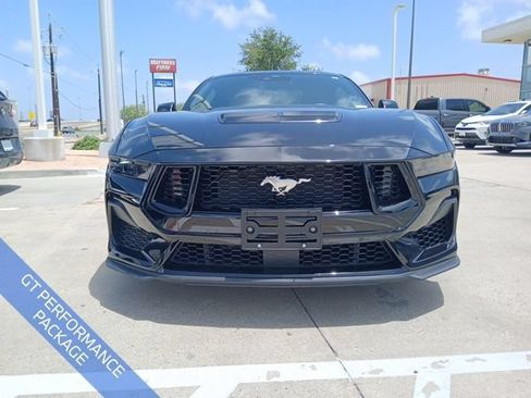 Used 2025 Ford Mustang GT Premium w/ GT Performance Package RWD image 2