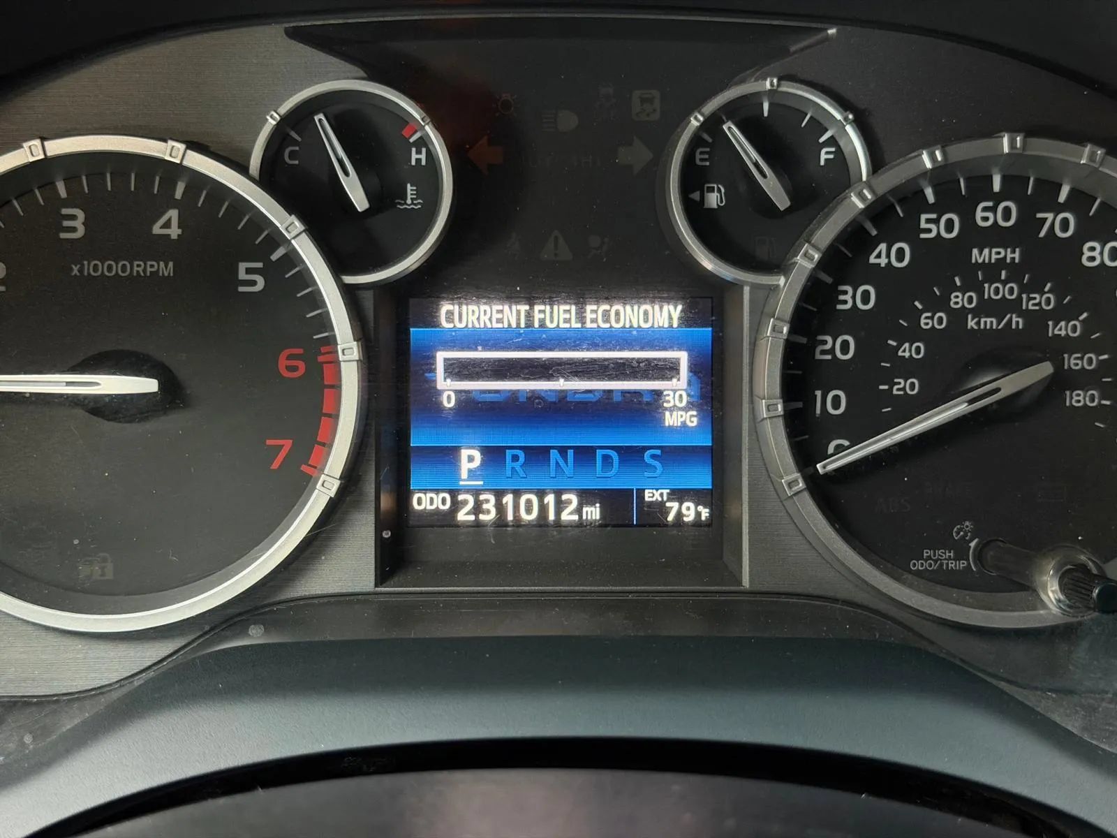 Used 2016 Toyota Tundra SR5 w/ SR5 Upgrade Package AWD/4WD image 36