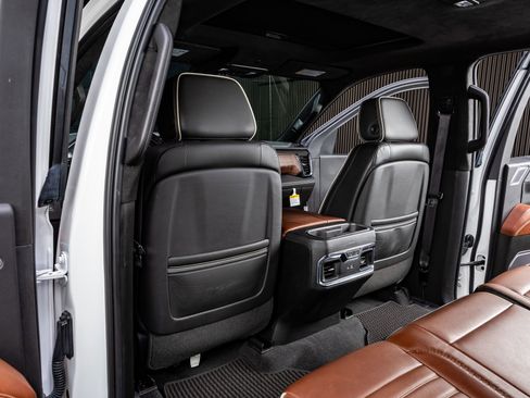 Used 2023 GMC Sierra 1500 Denali Ultimate image 33