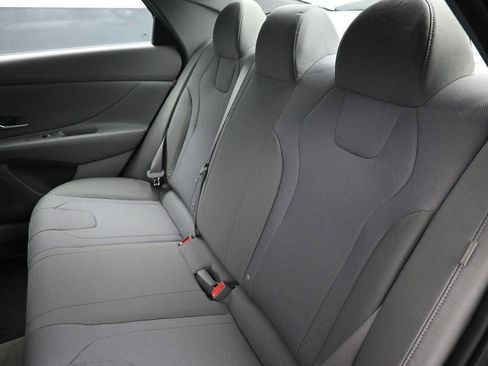 New 2026 Hyundai Elantra SE FWD image 23