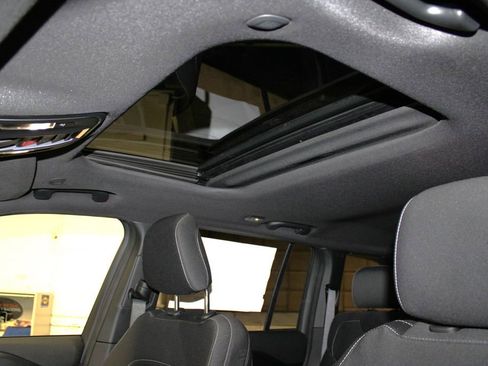 New 2025 Jeep Grand Cherokee Laredo X w/ Luxury Tech Group I image 23