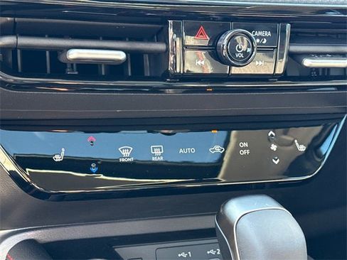 New 2026 Nissan Kicks SR w/ SR Premium Package image 26