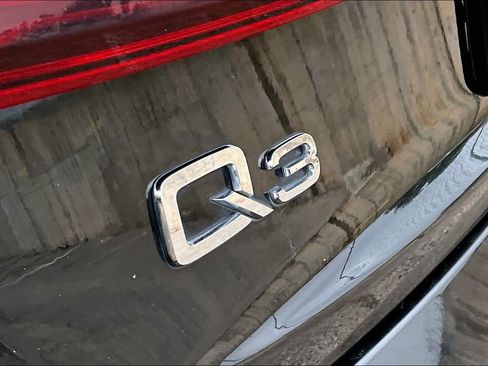Used 2016 Audi Q3 2.0T Premium Plus w/ Technology Package AWD/4WD image 12