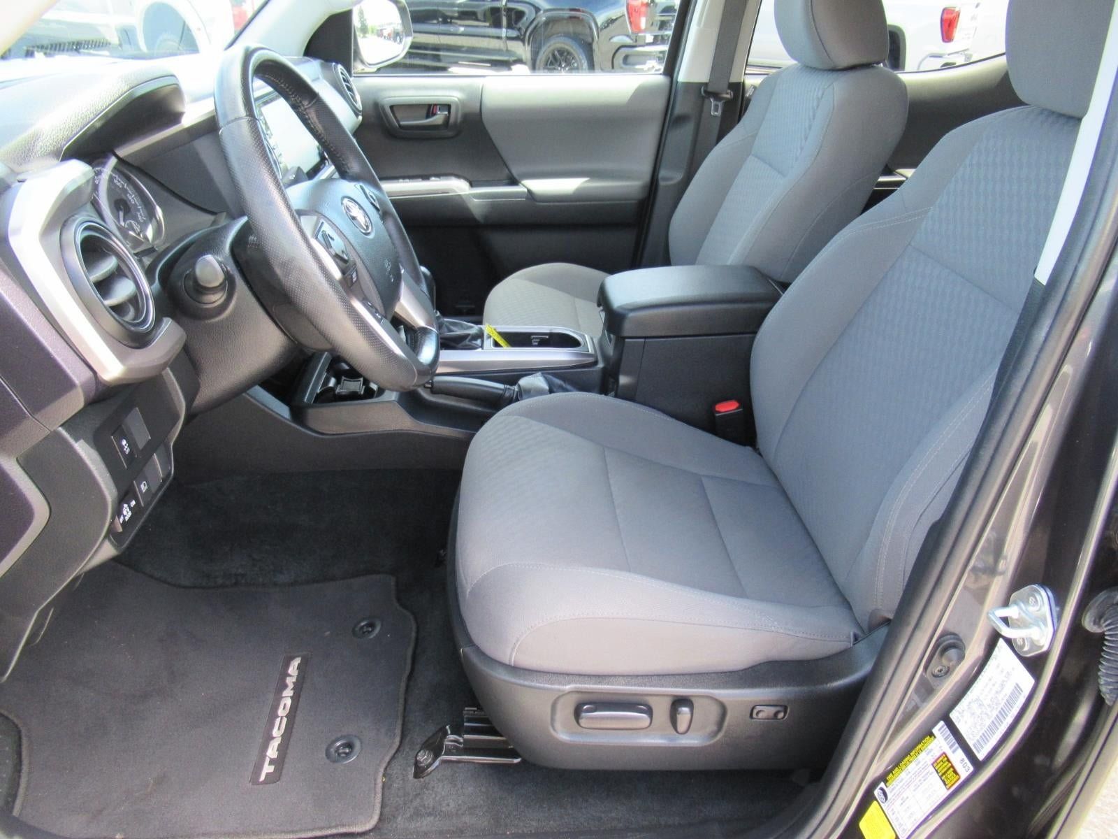 Used 2023 Toyota Tacoma SR5 w/ Technology Package RWD image 17