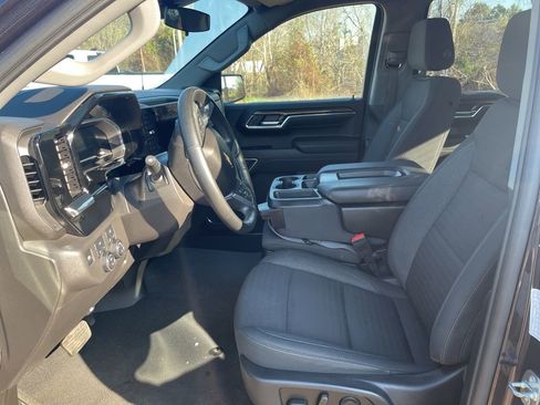 Used 2023 Chevrolet Silverado 1500 LT w/ Protection Package image 14