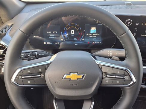 New 2026 Chevrolet Equinox LT w/ Convenience Package II image 19