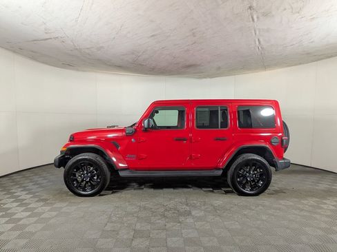 Certified 2025 Jeep Wrangler Unlimited Sahara image 3