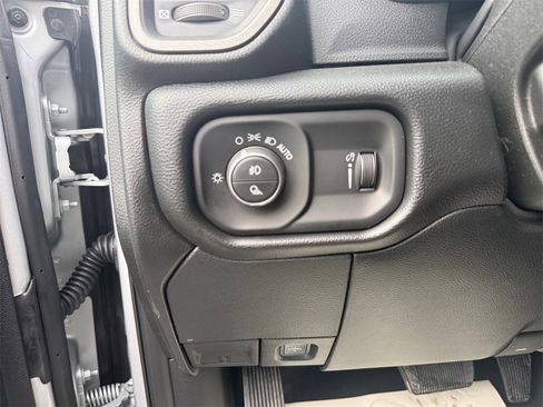 New 2026 RAM 2500 Tradesman image 17