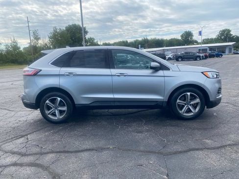 Used 2020 Ford Edge SEL w/ Convenience Package AWD/4WD image 6