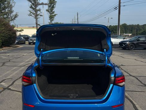 Used 2025 Nissan Sentra SV FWD image 30