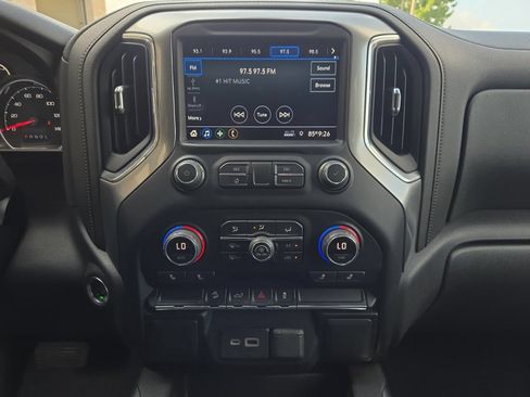 Used 2021 Chevrolet Silverado 1500 LT Trail Boss w/ Bed Protection Package AWD/4WD image 14