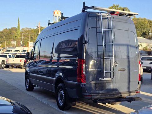 Used 2019 Mercedes-Benz Sprinter 144 image 6
