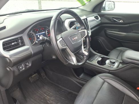 Used 2021 GMC Acadia SLT w/ Preferred Package image 16