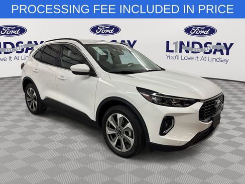 Certified 2023 Ford Escape Platinum AWD/4WD image 1