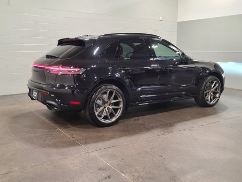 New 2026 Porsche Macan GTS image 5