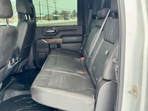 Used 2020 Chevrolet Silverado 3500 High Country w/ Technology Package image 25